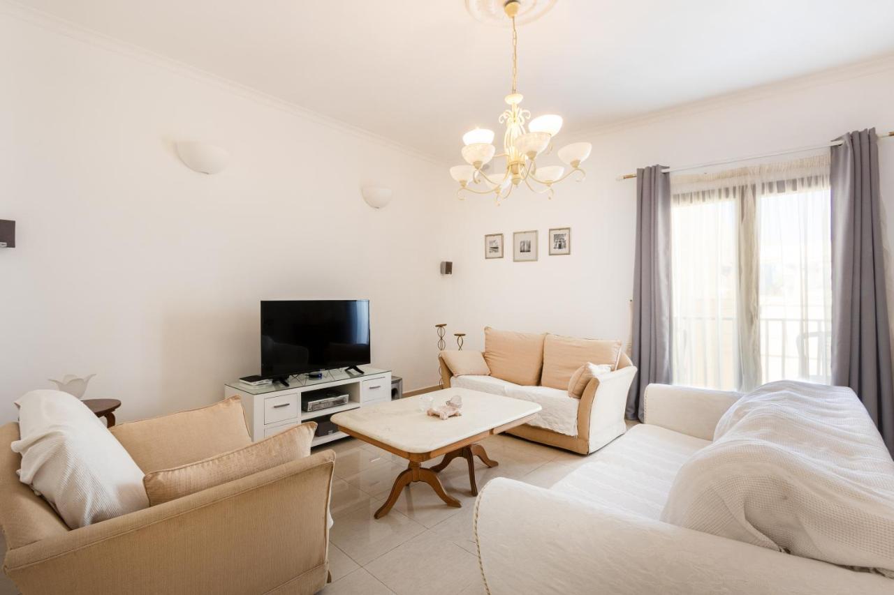 70/2- Spacious & Charming 3 Bedroom Apt In סליאמה מראה חיצוני תמונה